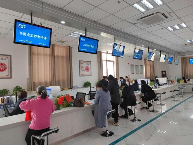 阳康医保卡过期怎样换？亲历者教你3步搞定，避免白跑一趟